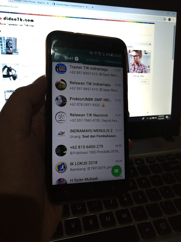 WhatsApp Batasi Teruskan Pesan atau Forward Message  