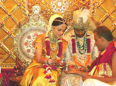 Aishwarya Wedding Photos on Aishwarya Rai Wedding Aishwarya Rai Wedding Aishwarya Rai Wedding