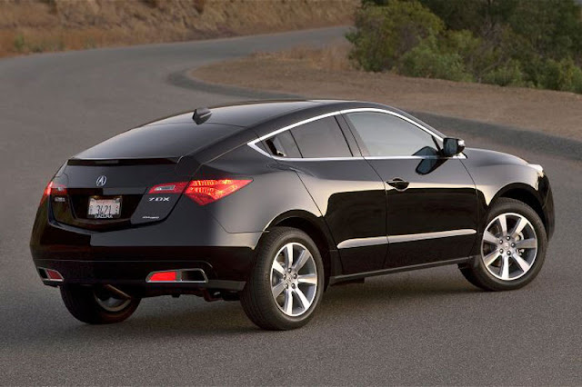 2012-ACURA-ZDX-Exterior-Back