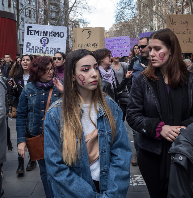 8 de Marzo zaragoza Feminista Jornada de lucha y tu estabas trabajando EXCLAVO?