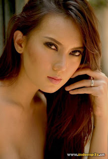Foto Model Indonesia on Foto Hot   Model Cantik Indonesia   Foto Bugil   Foto Cewek Abg Lokal