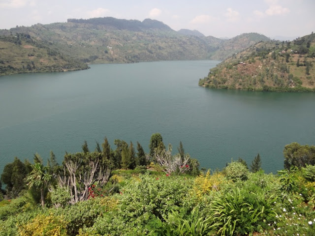 Danau Peledak: Kivu (antara Republik Demokratik Kongo dan Rwanda)