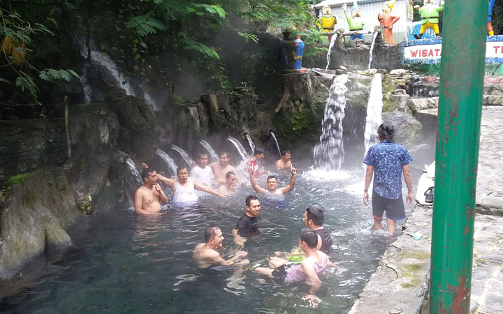 Wisata Guci Tegal