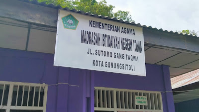 Proyek Bangunan MIN 1 Tohia Gunungsitoli Mangkrak, Kasek : Belajar Tamuk Terancam Gagal.