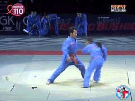 [gif Inside] Wih, Cewek Ini Hebat Banget !! [ www.BlogApaAja.com ]