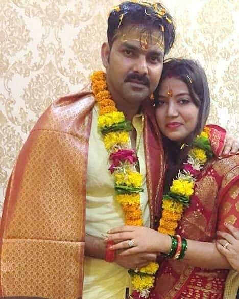 Pawan Singh with wife Jyoti Singh Photo