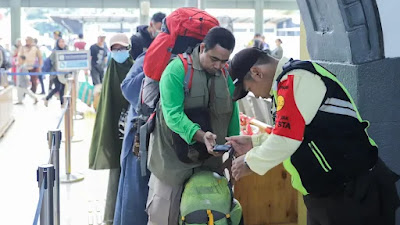 Terkait Densus 88 Tangkap Seorang Penumpang, KAI Menjamin Keamanan Perjalanan Kereta Api
