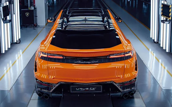 Novo Lamborghini Urus SE PHEV 2025