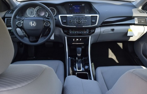 2016 Honda Accord interior1