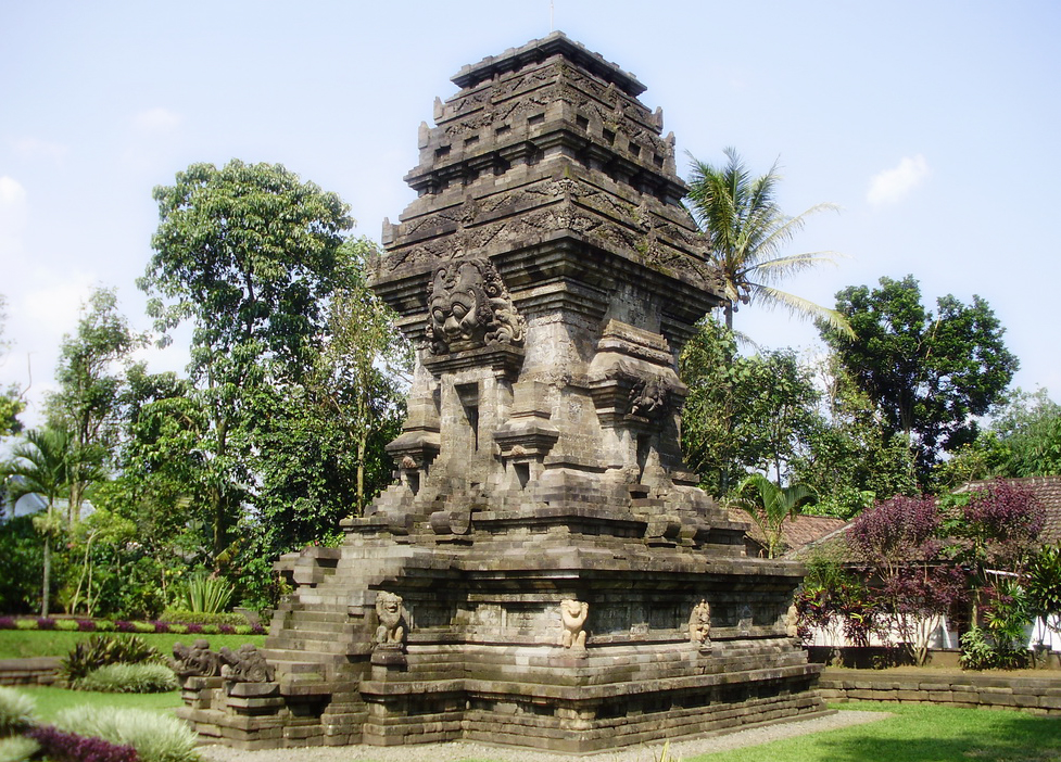 Candi Hindu - Candi Kidal - ALbantani