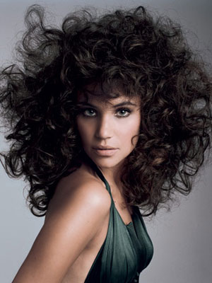 cute hairstyles for girls with curly hair