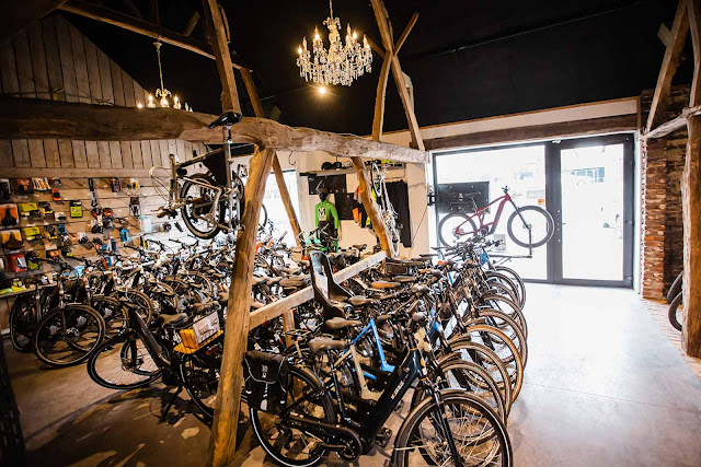 Manoeuvreren canvas passend Een elektrische fiets koop je best met garantie bij een echte e-bike  specialist. | M-