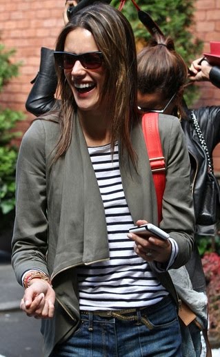 Supermodel Alessandra Ambrosio enjoyed a stroll in SoHo earlier this month
