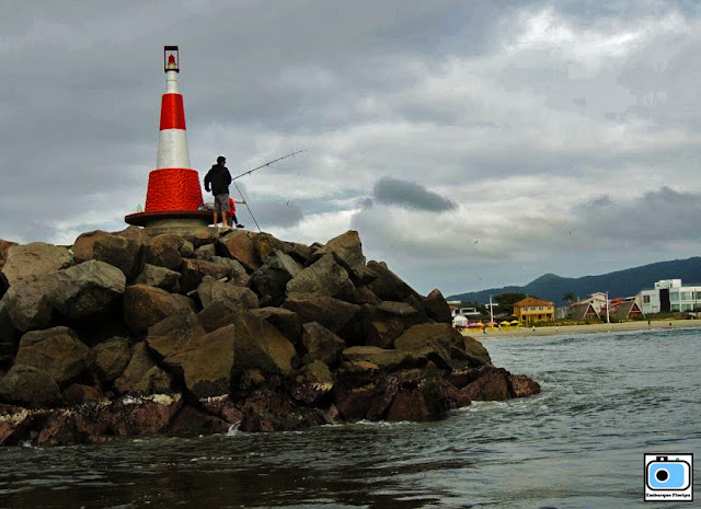 http://www.embarquefloripa.com.br/2017/01/praia-barra-da-lagoa-florianopolis.html