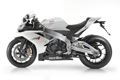 2010 Aprilia RSV4R white