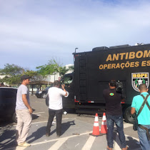 Esquadrão antibombas é chamado após homem-bomba invadir Unij...