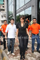 Bipasha Basu and Manish Malhotra at Vero Moda Model Auditions