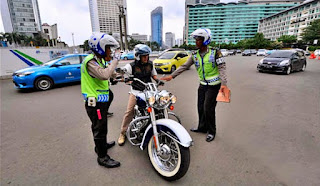 Memodifikasi kendaraan adalah kejahatan? Para bikers setuju atau tidak?