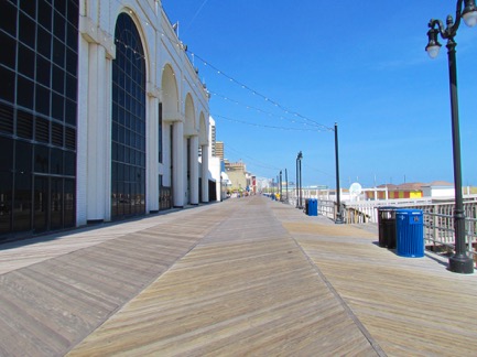 WalkingtheAtlanticCityBoardwalk-27-2015-05-27-17-36.jpg