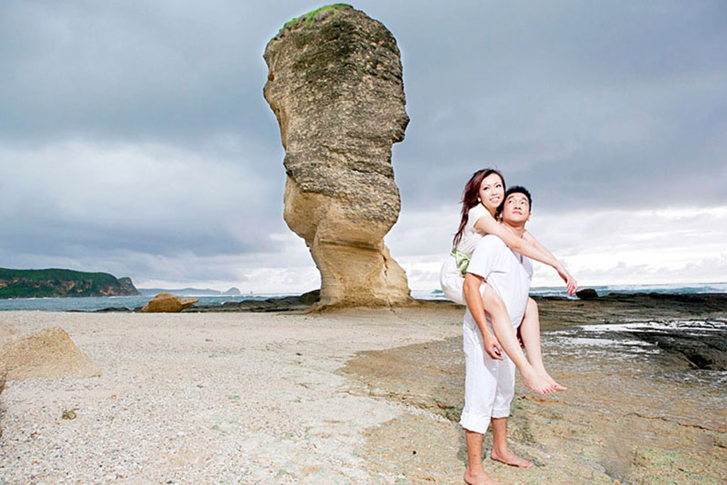 Batu Payung di Tanjung Aan (Lombok)