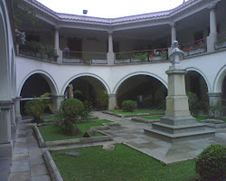 VISITA AL MUSEO ARQUEOLÓGICO DE MÉRIDA "GONZALO RINCÓN GUTIERREZ". Secciones I y II 03/05/2011