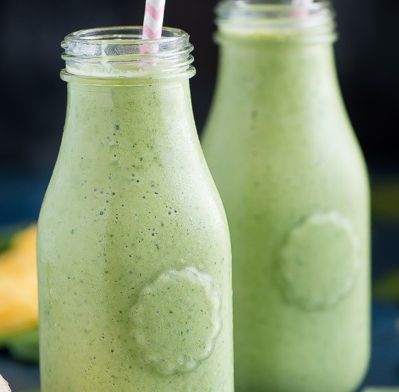 PINEAPPLE SPINACH GREEN SMOOTHIE #drink #healthydrink