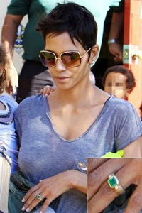 Halle Berry Emerald Ring