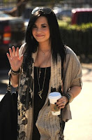 Demi Lovato potins peoples