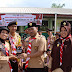 Serah Terima Cendramata Dari Peserta Raimuna Tingkat Nasional Asal Kwarran 03 Minas ke Kamabiran