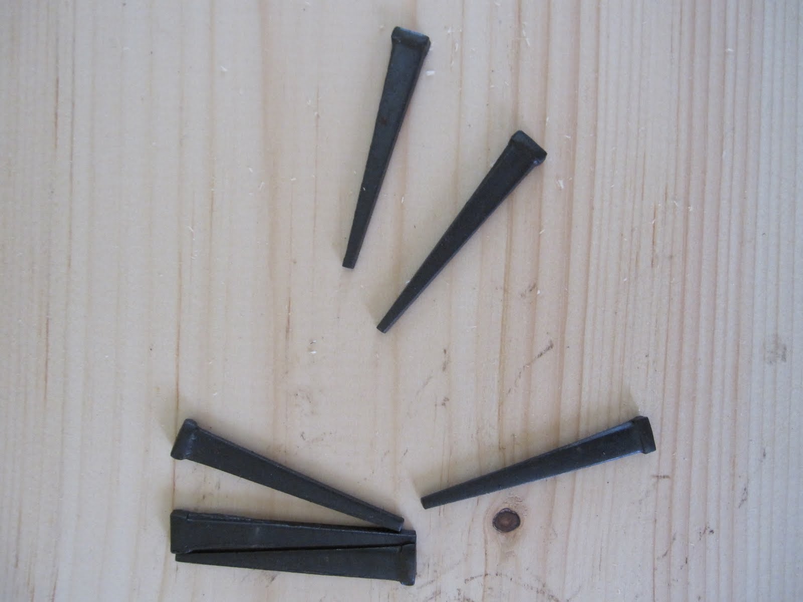 House Square Cut Nails and Old Fashioned Cut Nails