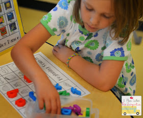 Practice beginning sounds with this beginning sounds match-up activity. Print and use this beginning sounds activity within minutes. Check out this post to see this activity used during a guided reading group. 