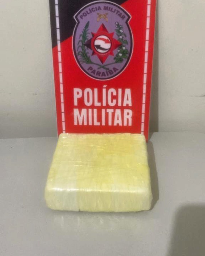 Polícia Militar apreende cerca de meio quilo de cocaína em Brejo do Cruz