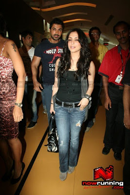 John Abraham and pakhi Promotes Jhootha Hi Sahi