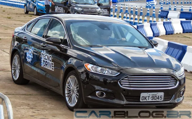 Ford Fusion Titanium EcoBoost AWD