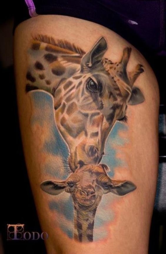 surreal_girafas_coxa_tatuagem