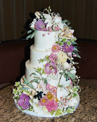 13 Tropical Flower Wedding Cakes Romantic