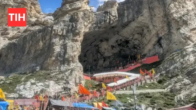 Image of the Amarnath Mahadev abode, with text indicating the Army's 'Operation Shiva' for security.