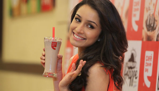 Shraddha Kapoor in Aashiqui 2, ABCD 2, and Ek Villain HD Wallpapers    Shraddha Kapoor in Aashiqui 2, ABCD 2, and Ek Villain HD Wallpapers Full HD Wide Screen High Definition 1080p, 720p Mobile and Desktop Back ground and Wallpapers Beautiful innocent Cute Face