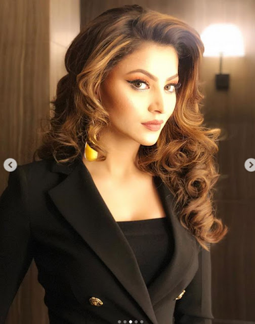 Urvashi Rautela latest hot images