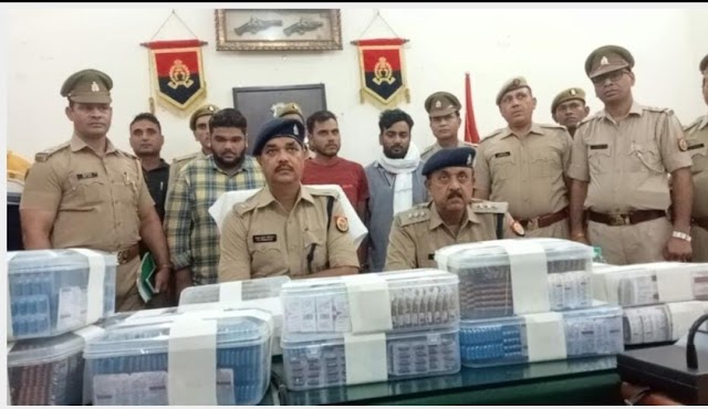 पुलिस ने 3 मादक पदार्थ तस्कर किये गिरफ्तार पकड़े गए आरोपियों के कब्जे से 3 लांख रुपये की कीमत की नशीली गोलियां, कैप्सूल, इंजेक्शन किये बरामद