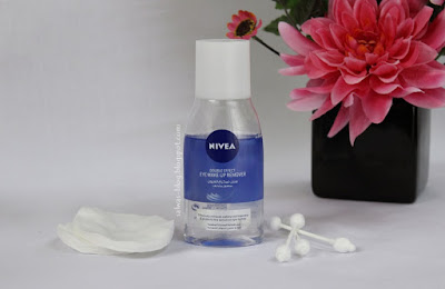 مزيل مكياج العيون بمفعول مضاعف من نيفيا | Nivea Double Effect Eye Makeup Remover Review ، مدونات الجمال ، تنظيف المكياج ، عناية ، بيوتي بلوقر ، ريفيو ، تجارب بنات ، منتجات جربتها ، منتجات اقتصادية ، مدونة سلوى ، salwa's blog