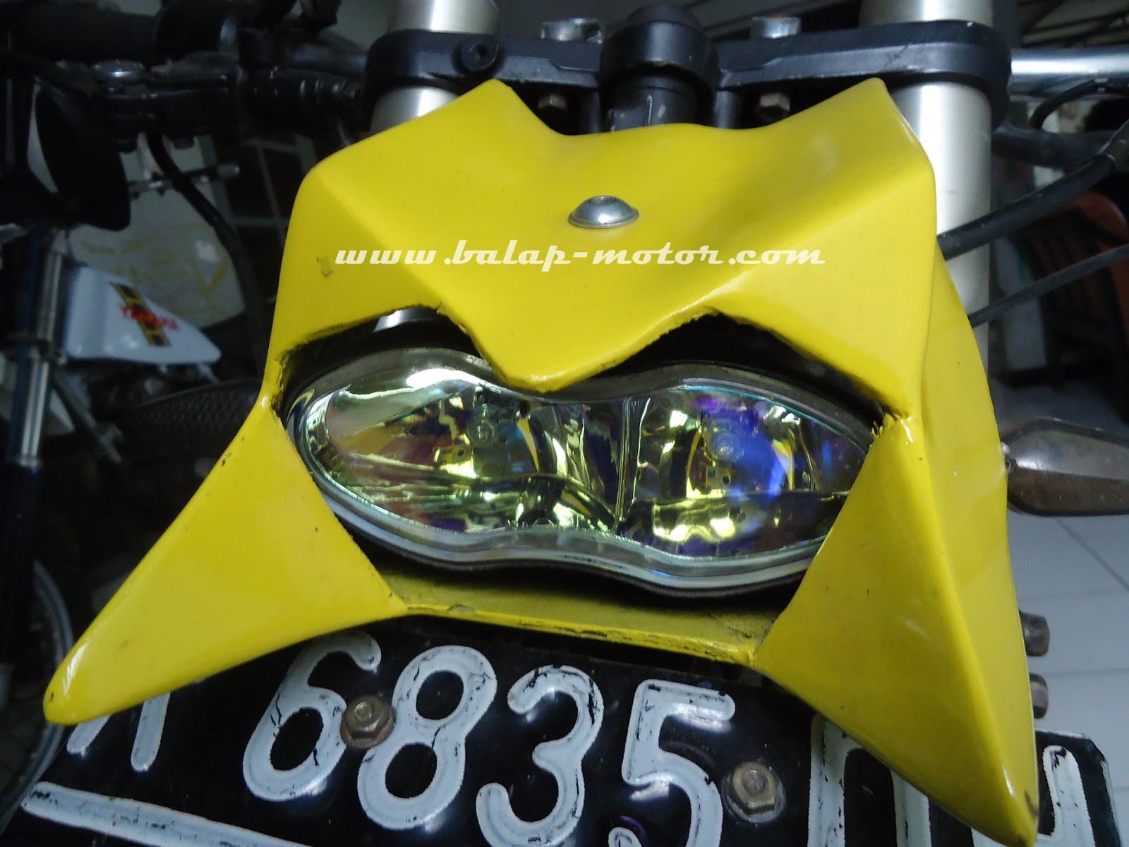 MODIF HONDA TIGER 2005 Buntung Baplang Bodi Gedhe Dan Sangar