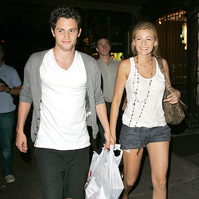 Penn Badgley And Girlfriend Cute Wallpaper