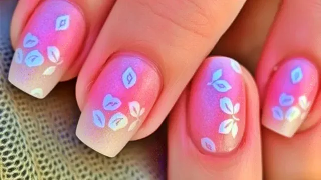 Rustic-nails-with-delicate-floral-patterns