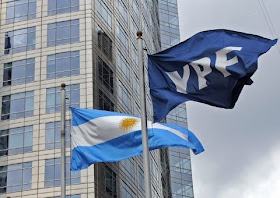 Gobierno de Macri vende 25% de petrolera YPF a estadounidenses