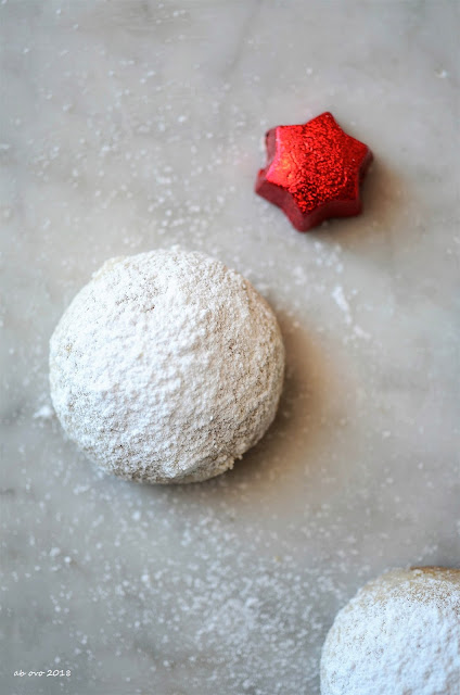 Pecan snowballs cookies