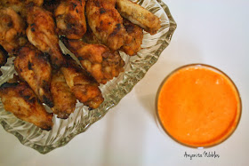 Perfect for a party: sweet brown sugar baked wings with red pepper ricotta sauce from www.anyonita-nibbles.com