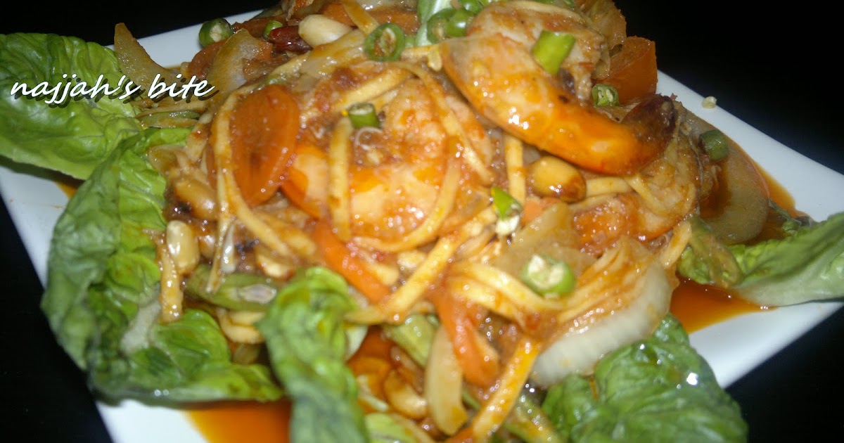 Najjah's Bite: SAMBAL UDANG SALAD MANGGA