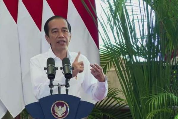 Dengan Nada Tinggi Jokowi Pertanyakan Hasil Subsidi Pupuk Rp33 T Per Tahun