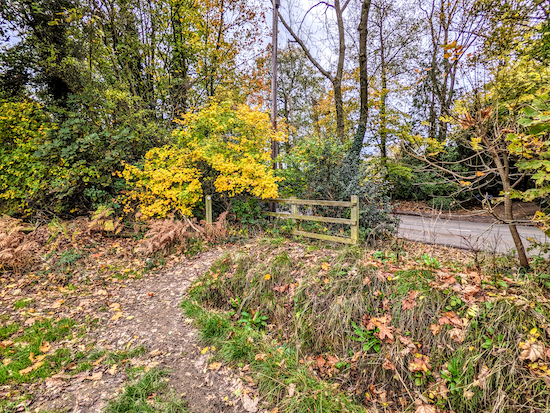 The permissive path meeting Kimpton Road